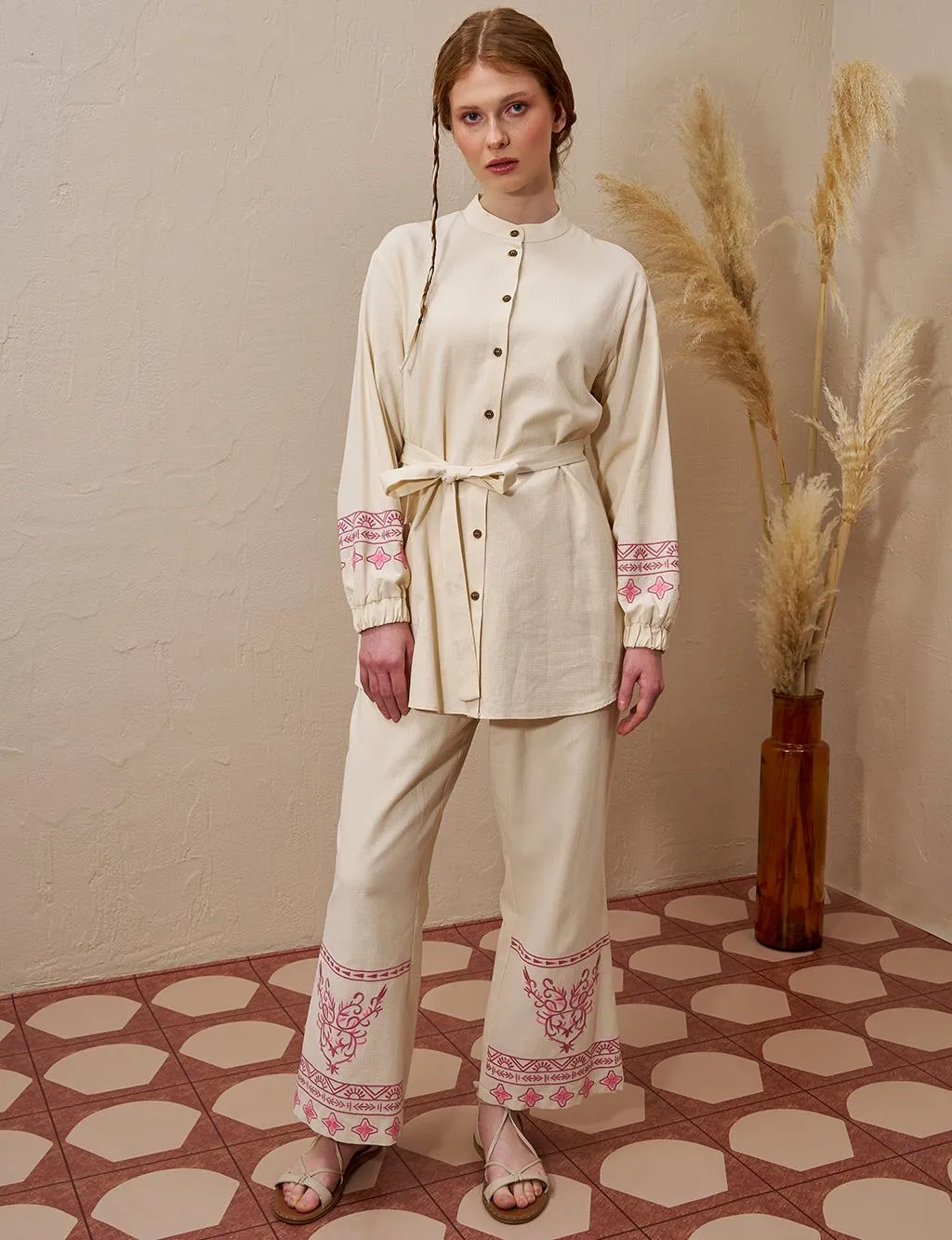 Embroidered Linen Double Suit Cream