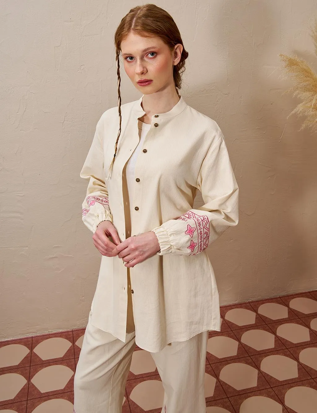 Embroidered Linen Double Suit Cream